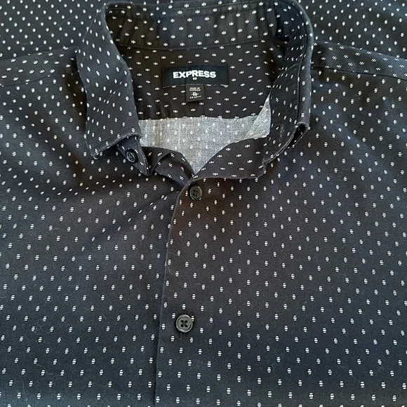 Express short sleeve shirt EUC - Picture 2 of 4